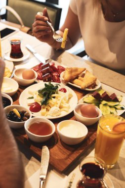 zengin ve leziz Türk Kahvaltı