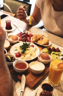 zengin ve leziz Türk Kahvaltı