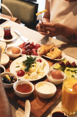 zengin ve leziz Türk Kahvaltı