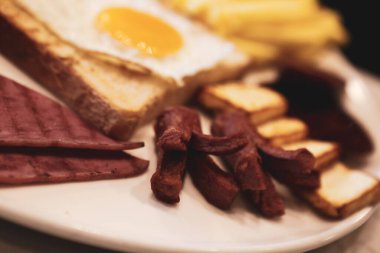 zengin ve leziz Türk Kahvaltı