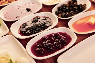 zengin ve leziz Türk Kahvaltı