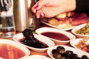 zengin ve leziz Türk Kahvaltı