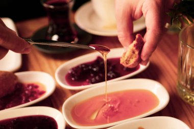 zengin ve leziz Türk Kahvaltı