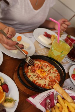 zengin ve leziz Türk Kahvaltı