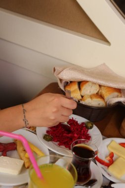 zengin ve leziz Türk Kahvaltı