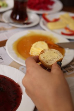 zengin ve leziz Türk Kahvaltı