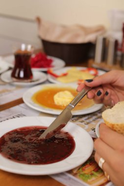 zengin ve leziz Türk Kahvaltı