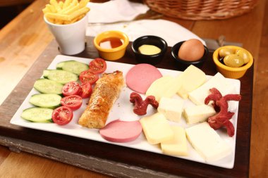 zengin ve leziz Türk Kahvaltı