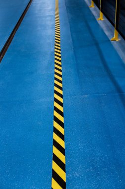 Güzel Soyut Grunge Dekoratif Donanma Mavi Karanlık Stucco Duvar Arkaplanı. Metin İçin Sanatsal Kaba Biçimlendirilmiş Döşeme Afişi