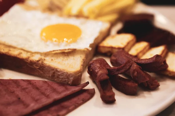 Reichhaltiges Und Köstliches Türkisches Frühstück — Stockfoto