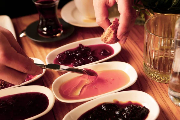 zengin ve leziz Türk Kahvaltı