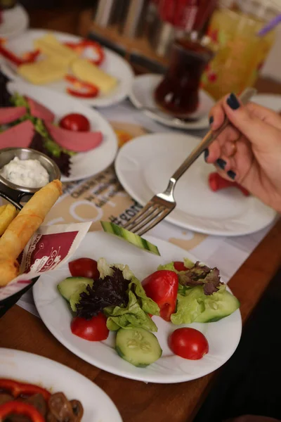 zengin ve leziz Türk Kahvaltı