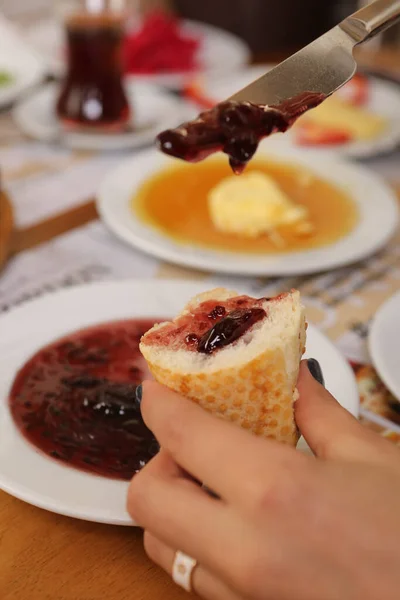 Богатый Вкусный Турецкий Завтрак — стоковое фото