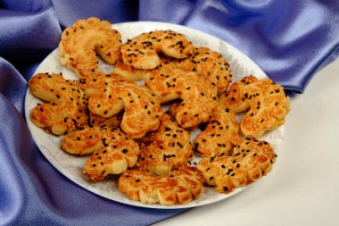 Koyu çikolata parçaları ile tanımlama