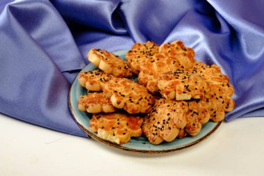 Koyu çikolata parçaları ile tanımlama