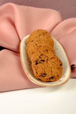 Koyu çikolata parçaları ile tanımlama