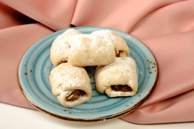 Koyu çikolata parçaları ile tanımlama