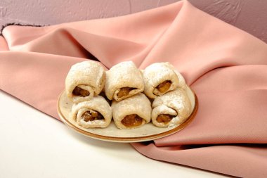 Koyu çikolata parçaları ile tanımlama