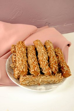 Koyu çikolata parçaları ile tanımlama