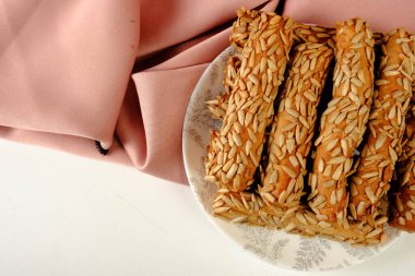 Koyu çikolata parçaları ile tanımlama