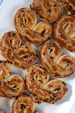 Koyu çikolata parçaları ile tanımlama