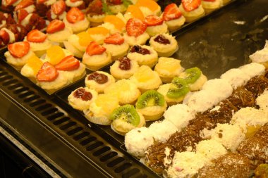 Masada lezzetli bir pasta var.