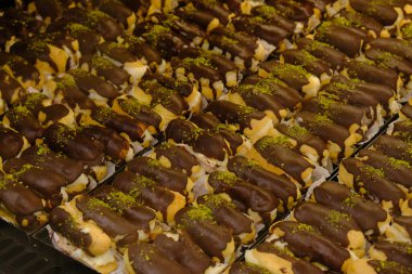 Masada lezzetli bir pasta var.