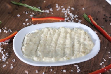 Geleneksel Türk ve Yunan yemek meze masası