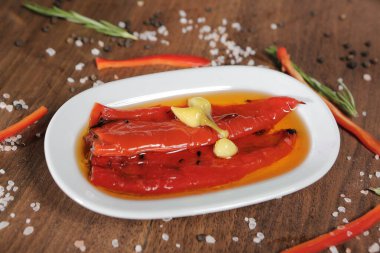 Geleneksel Türk ve Yunan yemek meze masası