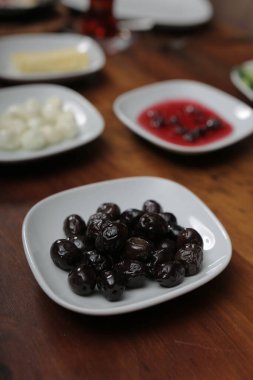 zengin ve leziz Türk Kahvaltı