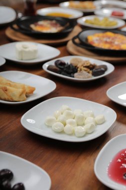 zengin ve leziz Türk Kahvaltı