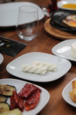 zengin ve leziz Türk Kahvaltı