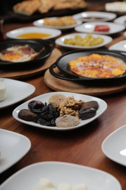 zengin ve leziz Türk Kahvaltı