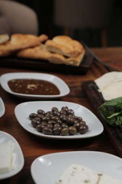 zengin ve leziz Türk Kahvaltı