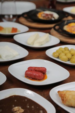 zengin ve leziz Türk Kahvaltı