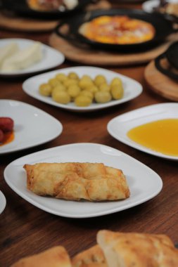 zengin ve leziz Türk Kahvaltı
