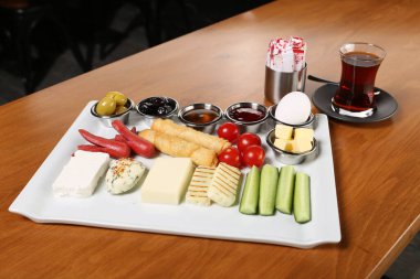 zengin ve leziz Türk Kahvaltı