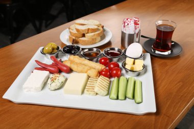 zengin ve leziz Türk Kahvaltı