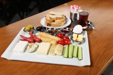 zengin ve leziz Türk Kahvaltı