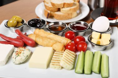 zengin ve leziz Türk Kahvaltı