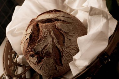 Lezzetli doğal estetik fırınlanmış ekmek