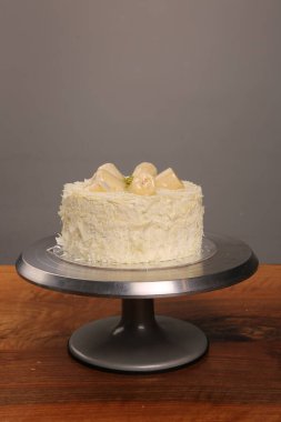 Masada lezzetli bir pasta var.