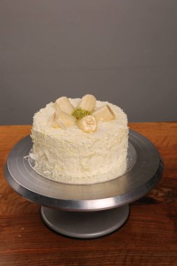 Masada lezzetli bir pasta var.