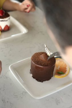 Masada lezzetli bir pasta var.