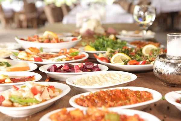 Traditionelles Türkisches Und Griechisches Dinner Meze Tisch — Stockfoto