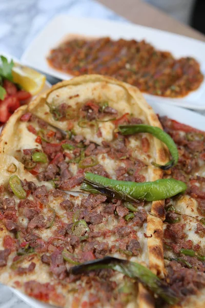 Tradizionale Piatto Turco Forno Pide Pizza Turca Antipasti Mediorientali Cucina — Foto Stock