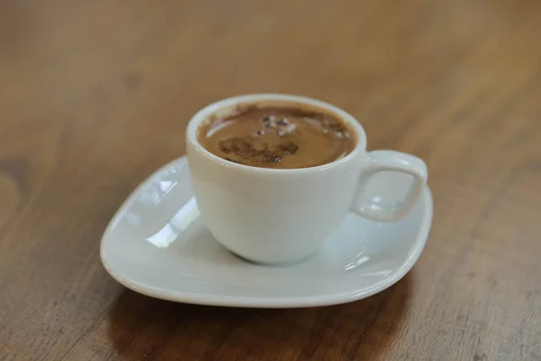 Secangkir Kopi Turkish Atas Meja — Stok Foto