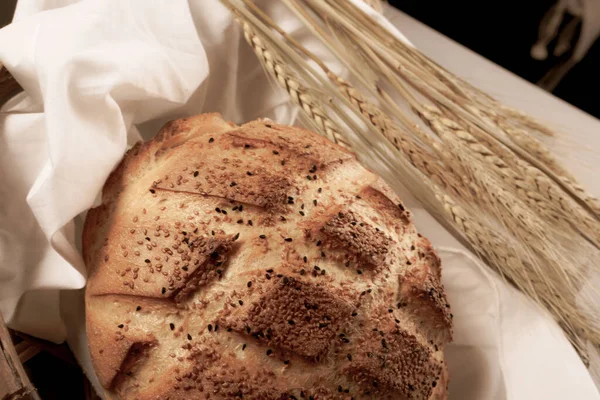 Lezzetli doğal estetik fırınlanmış ekmek