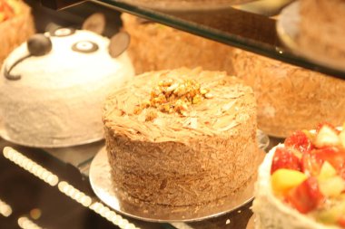 Masada lezzetli bir pasta var.