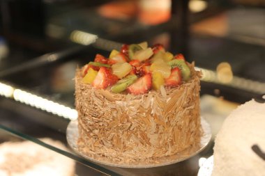 Masada lezzetli bir pasta var.